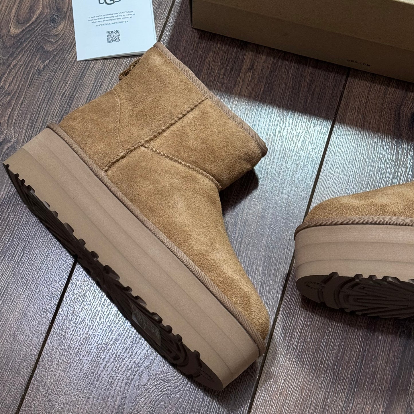 UGG Classic Mini Platform “Chestnut”