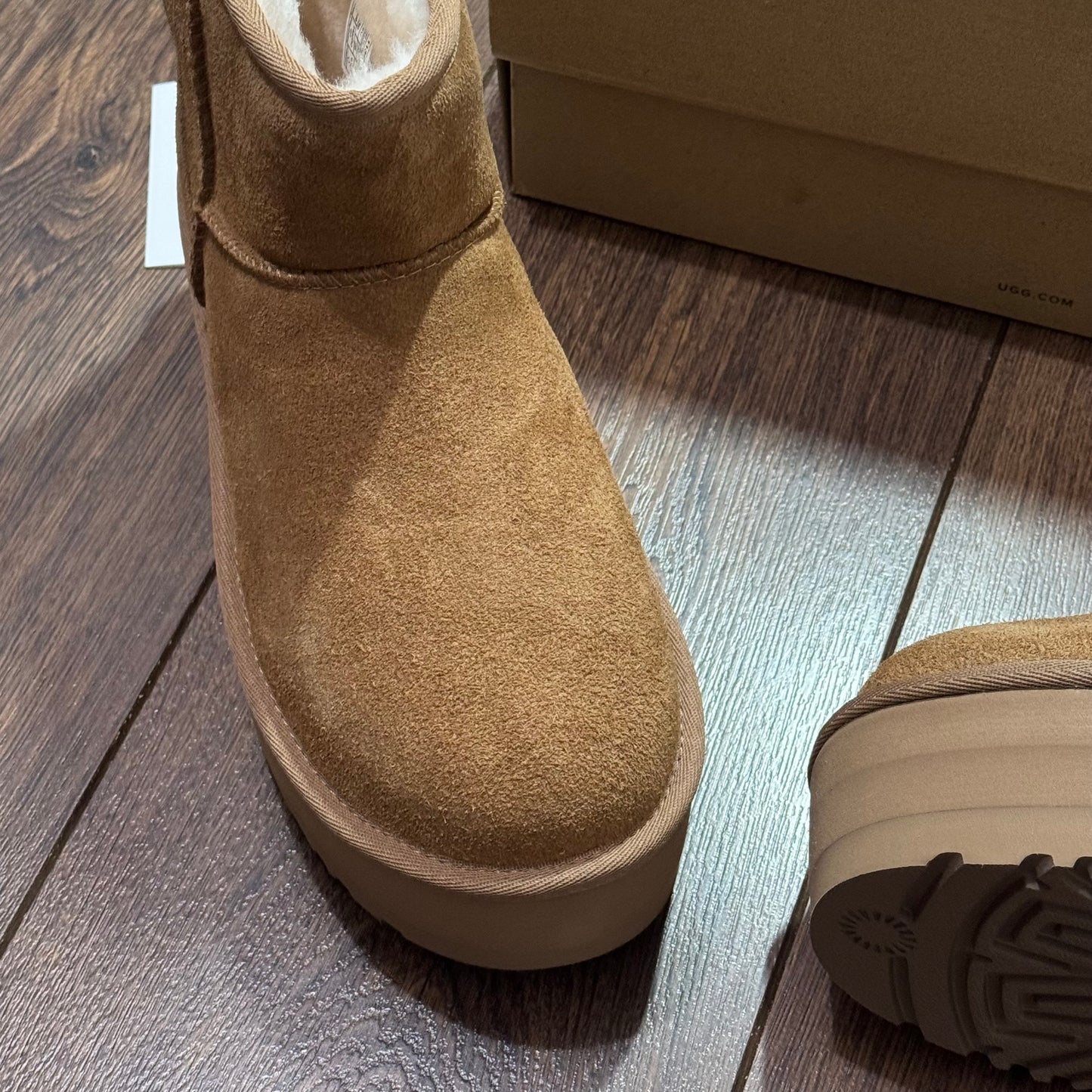 UGG Classic Mini Platform “Chestnut”