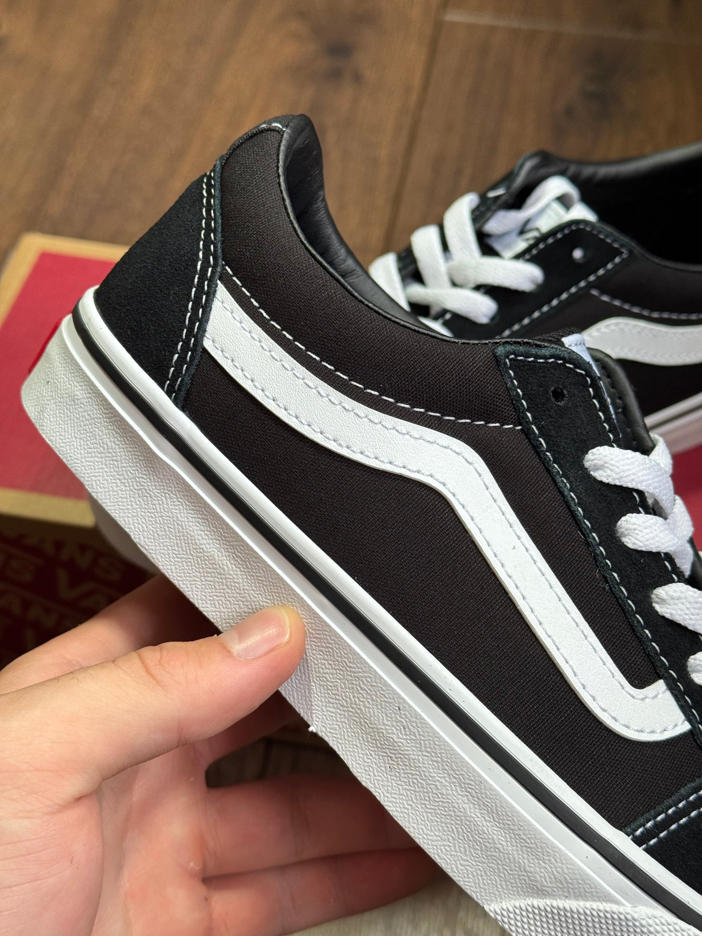 Vans Ward Classic Sneakers